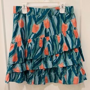 ALLISON New York Tiered Floral Print mini Skirt in Teal and Coral. Size Small